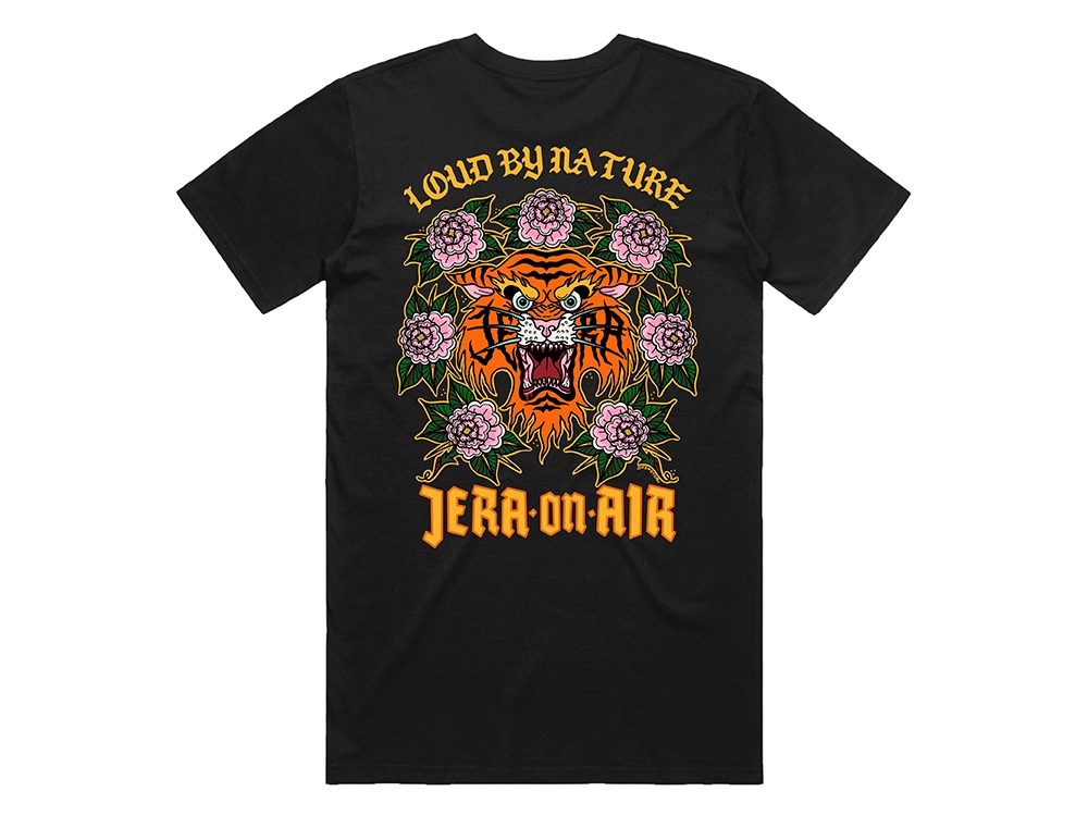 Loud by nature T-shirt Black